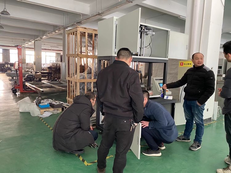 力高HF-7223B座椅震動(dòng)綜合試驗(yàn)機(jī)順利通過出廠檢驗(yàn) 力高HF-7223B座椅震動(dòng)綜合試驗(yàn)機(jī)順利通過出廠檢驗(yàn)